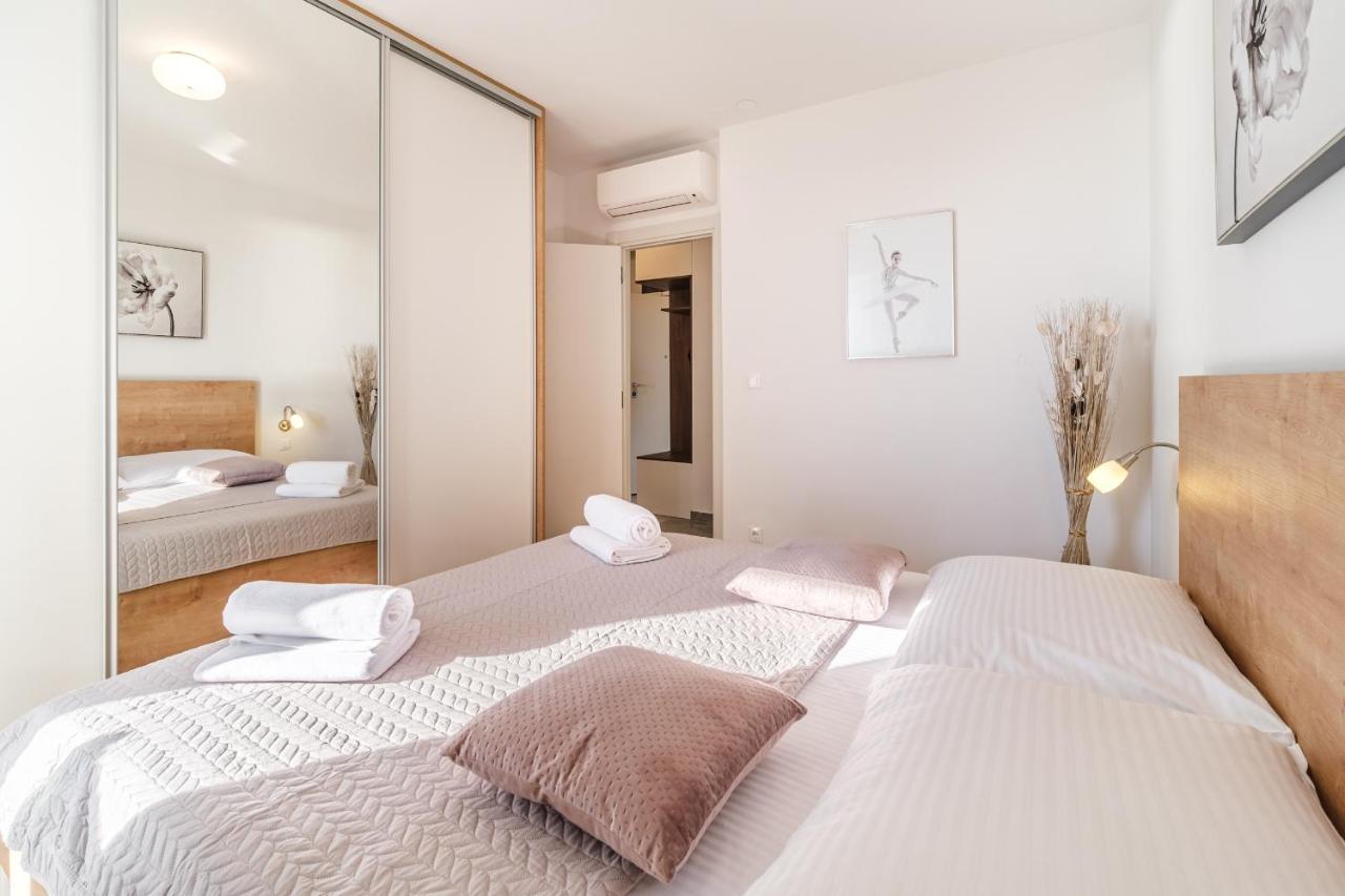 Golden View 7 Apartment Сплит Екстериор снимка
